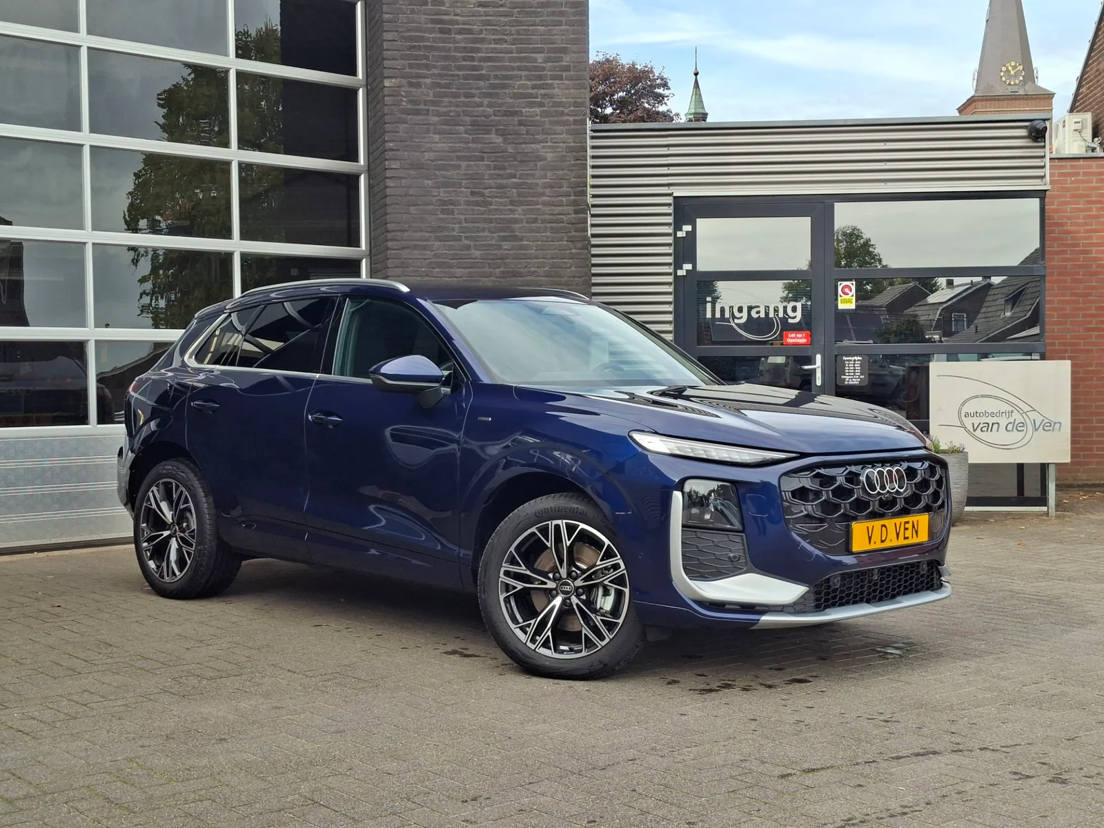 Audi Q3 (2025) — foto 1