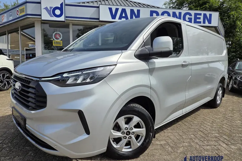 Ford Transit Custom (2024)