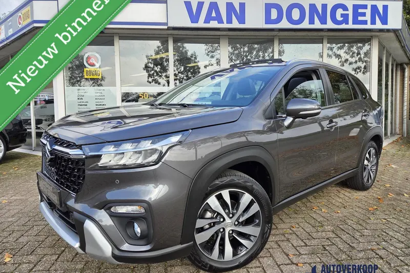Suzuki S-Cross (2022)