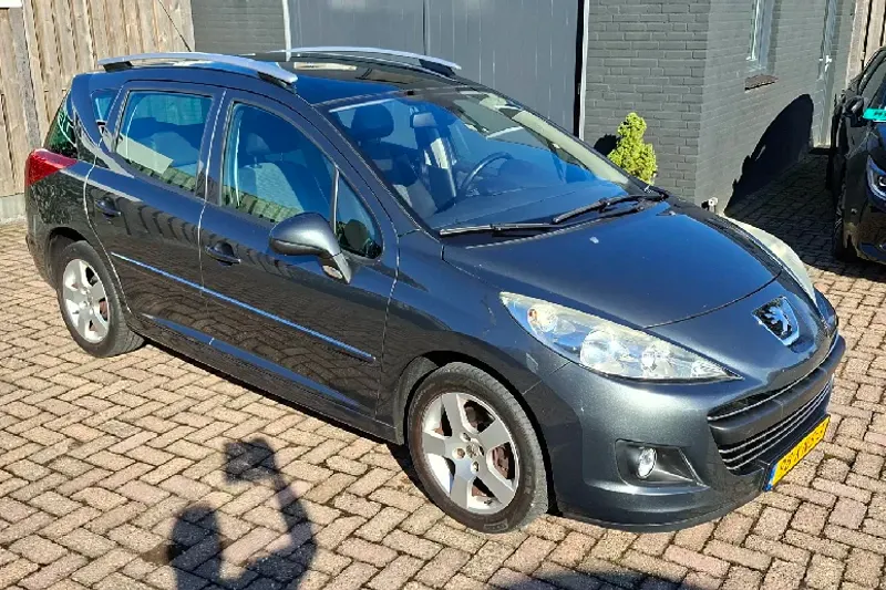 Peugeot 207 (2010)