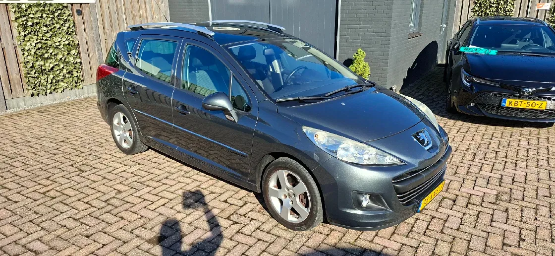 Peugeot 207 (2010) — foto 1