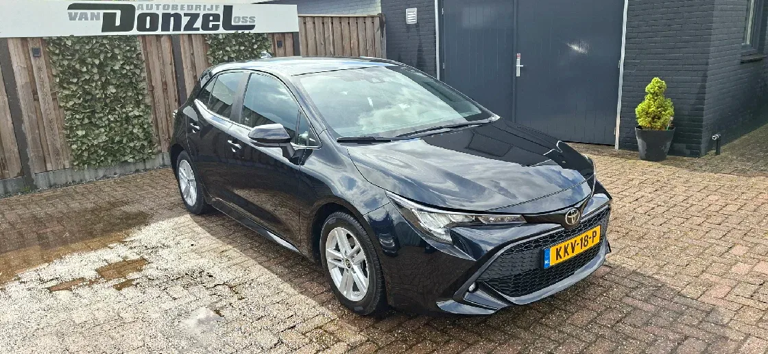 Toyota Corolla (2019) — foto 1