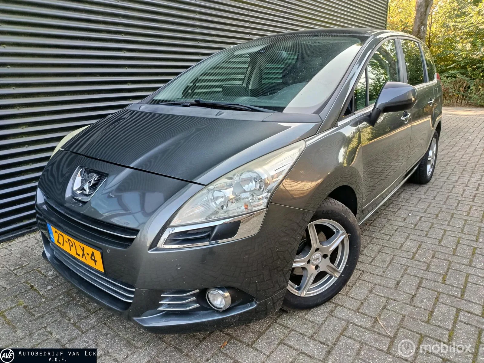 Peugeot 5008 (2011) — foto 1