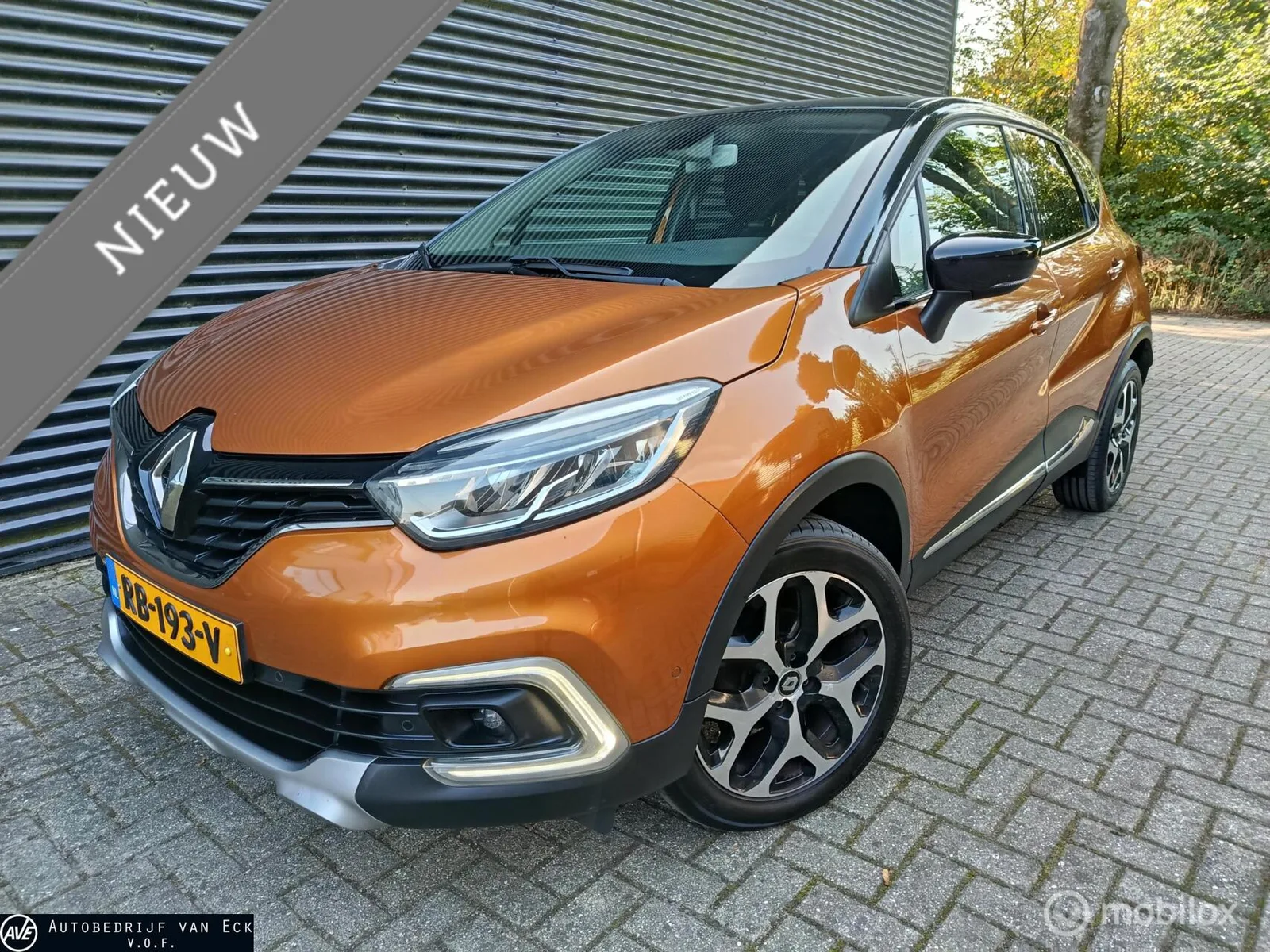 Renault Captur (2017) — foto 1