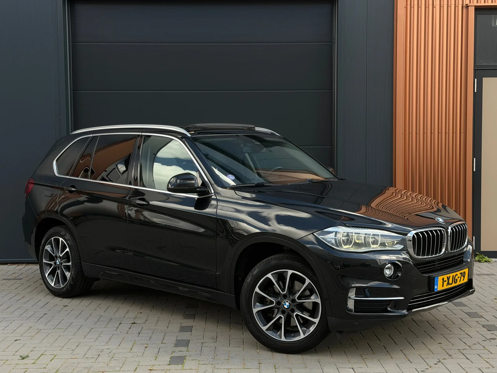 BMW X5 (2014) — foto 1