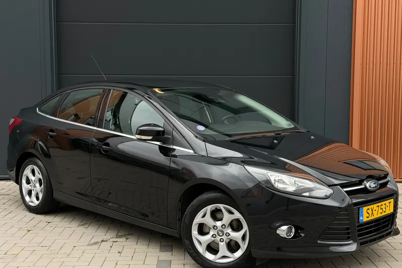 Ford Focus (2012)