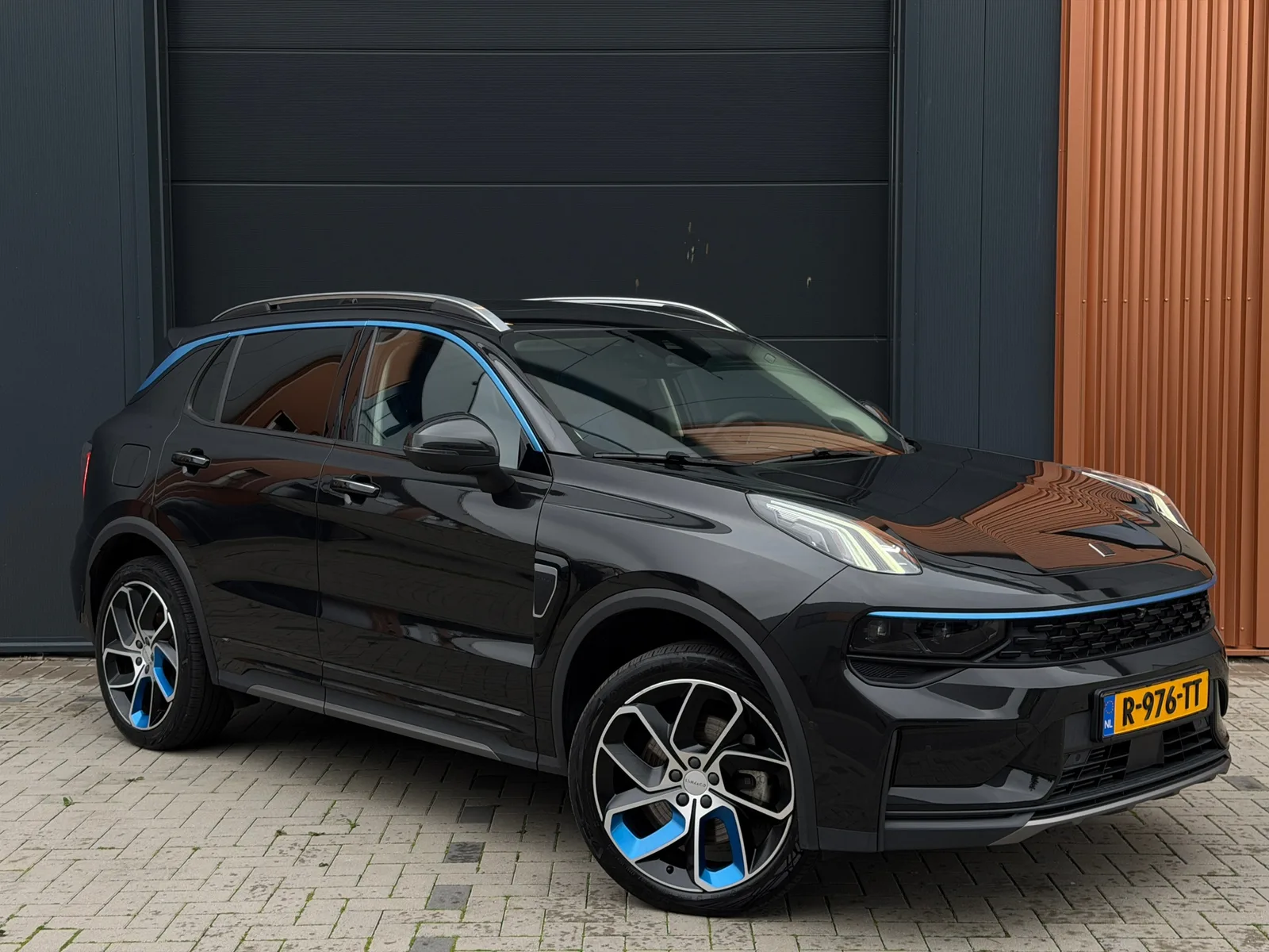 Lynk & Co 01 (2022) — foto 1