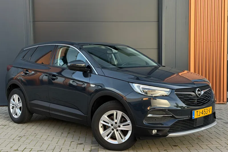 Opel Grandland (2018)