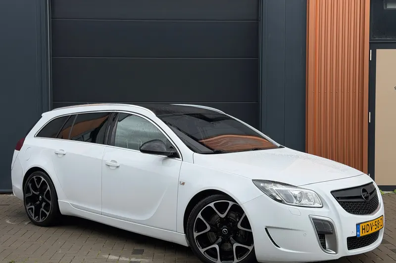 Opel Insignia Sports Tourer (2012)