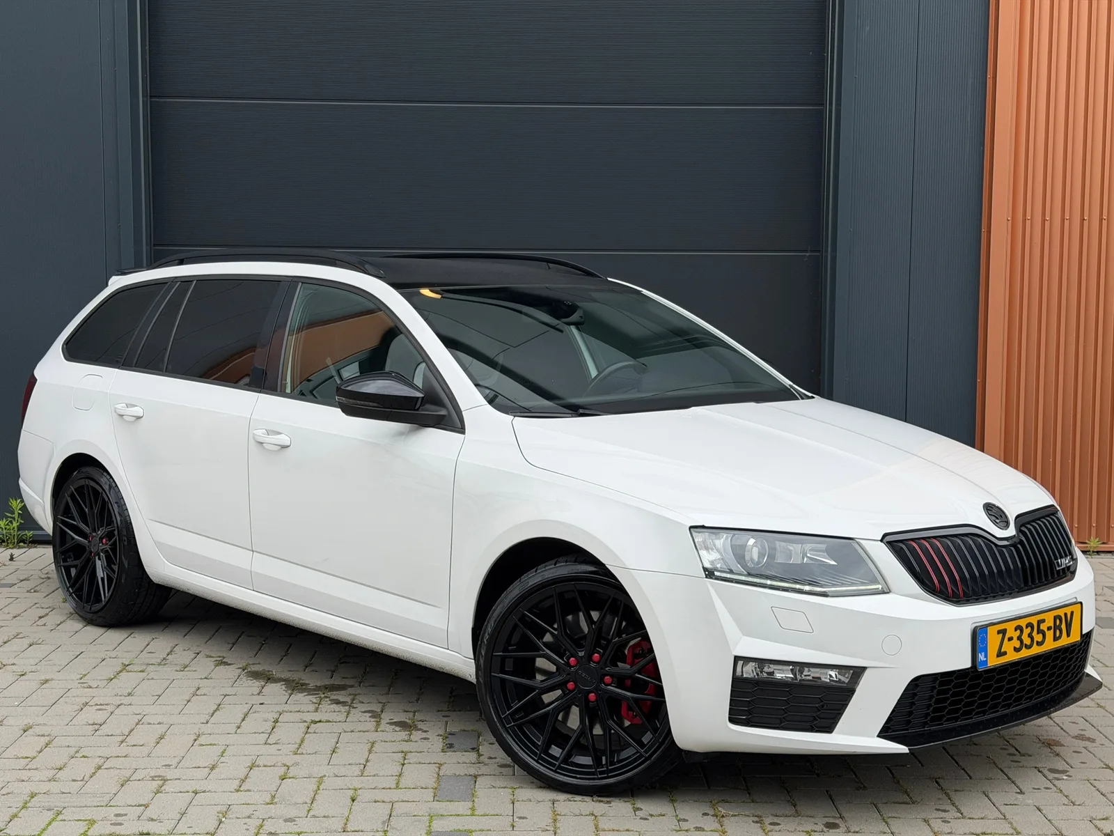 Škoda Octavia (2014) — foto 1