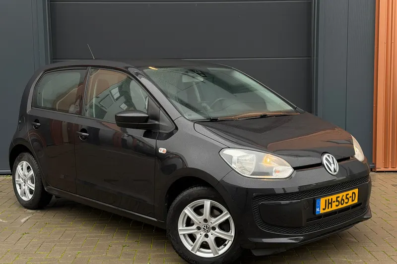 Volkswagen Up! (2016)