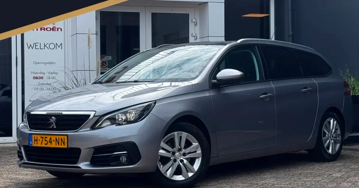 Peugeot 308 (2020) — foto 1