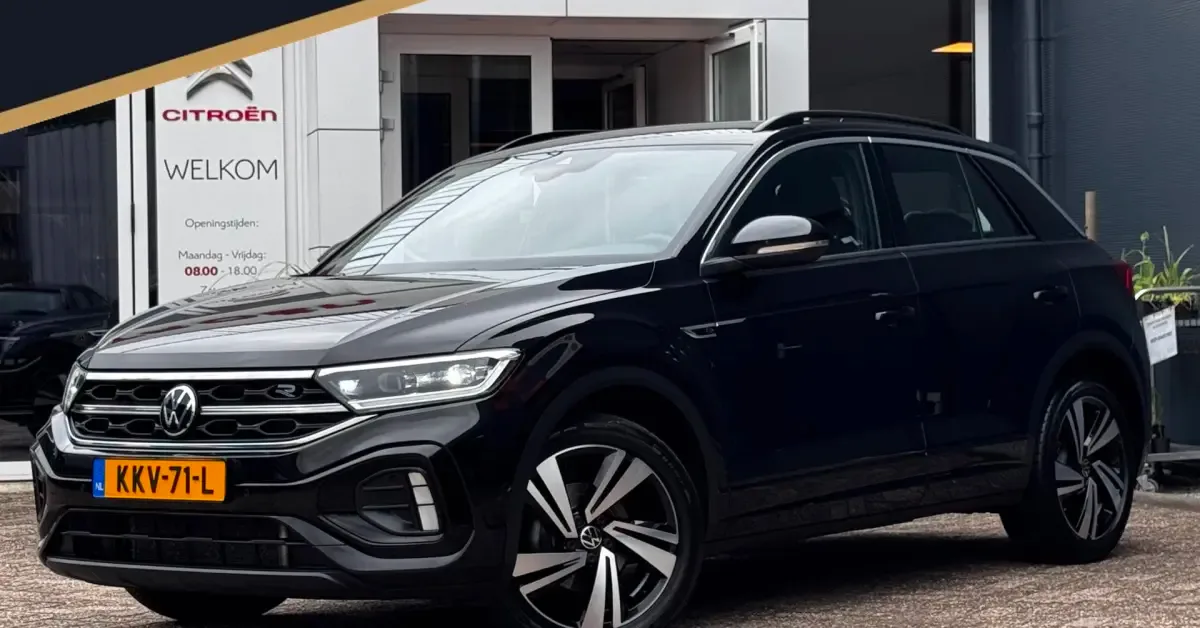 Volkswagen T-Roc (2023) — foto 1