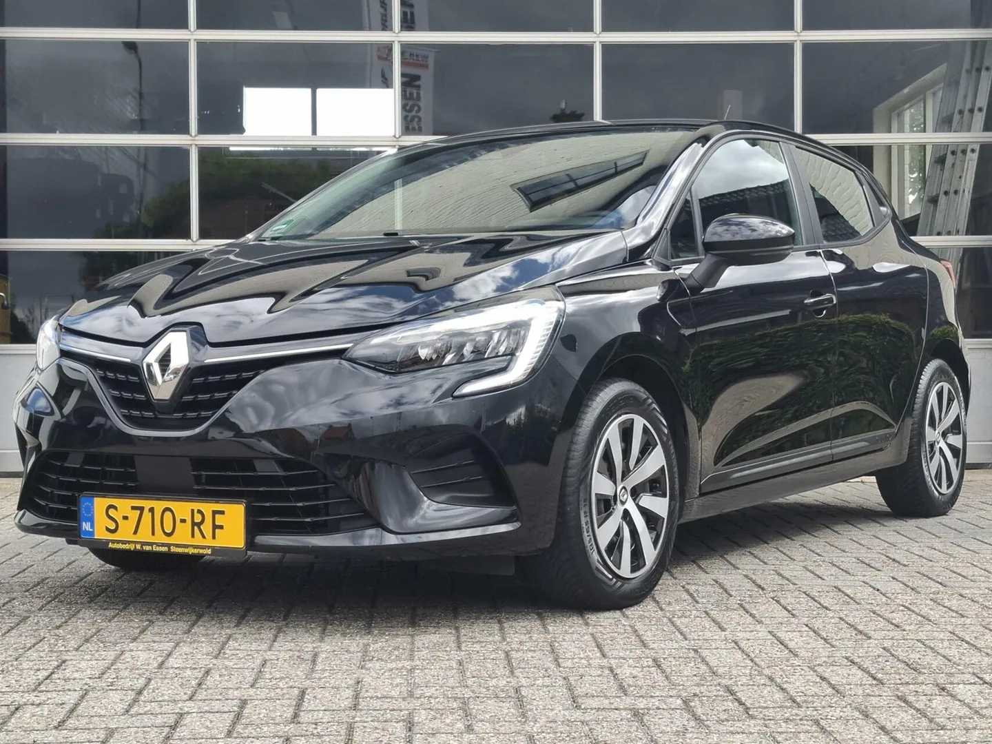 Renault Clio (2023) — foto 1