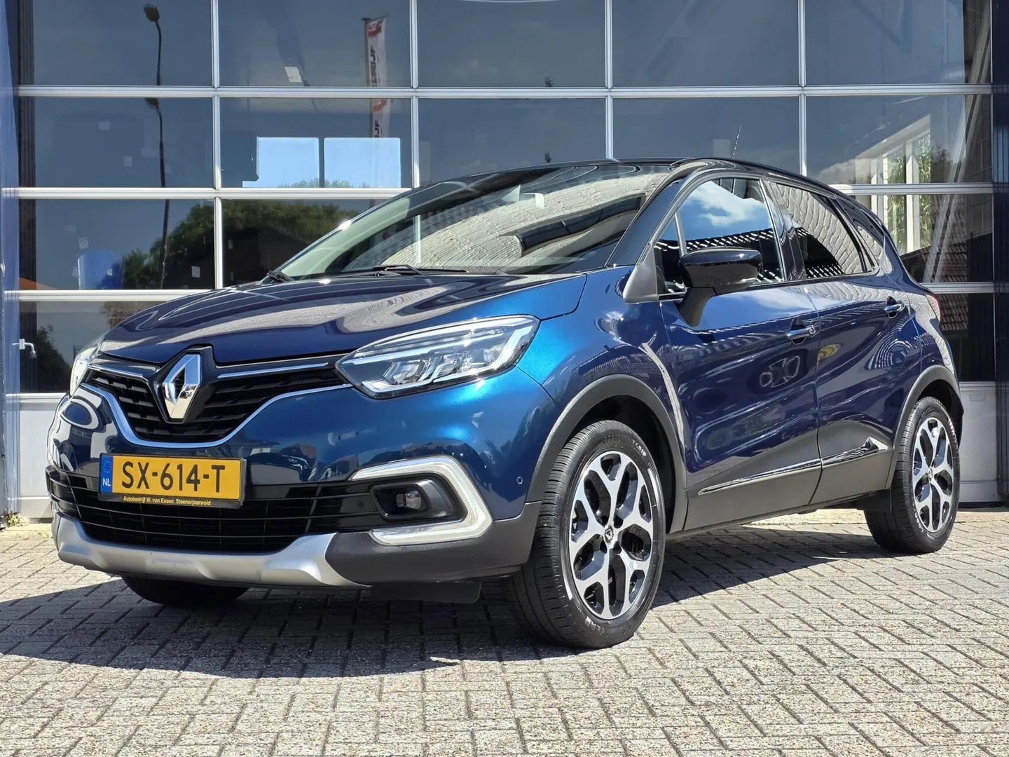 Renault Captur (2018) — foto 1