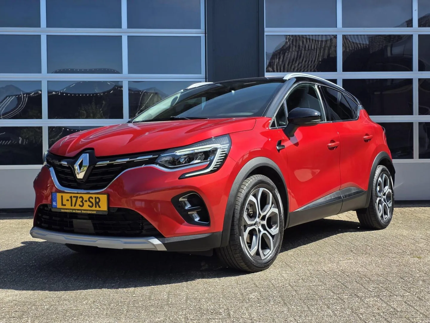 Renault Captur (2021) — foto 1