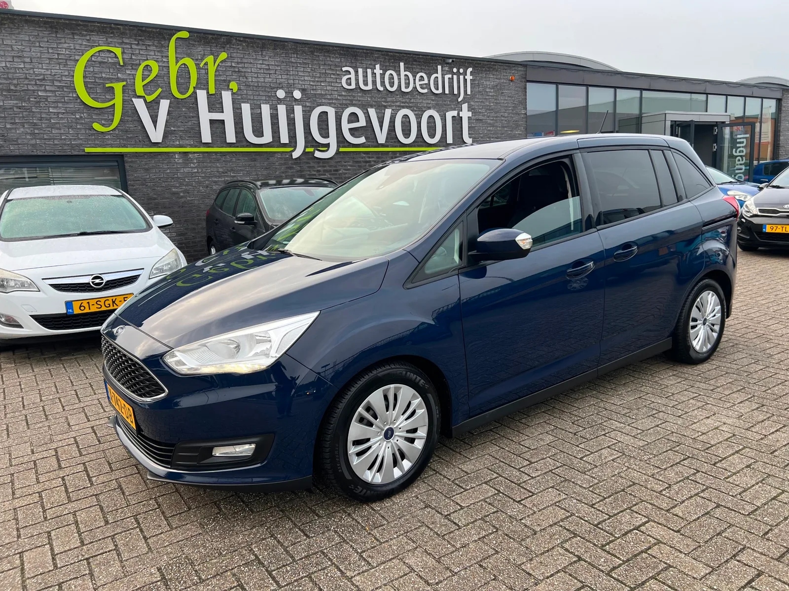 Ford Grand C-Max (2017) — foto 1