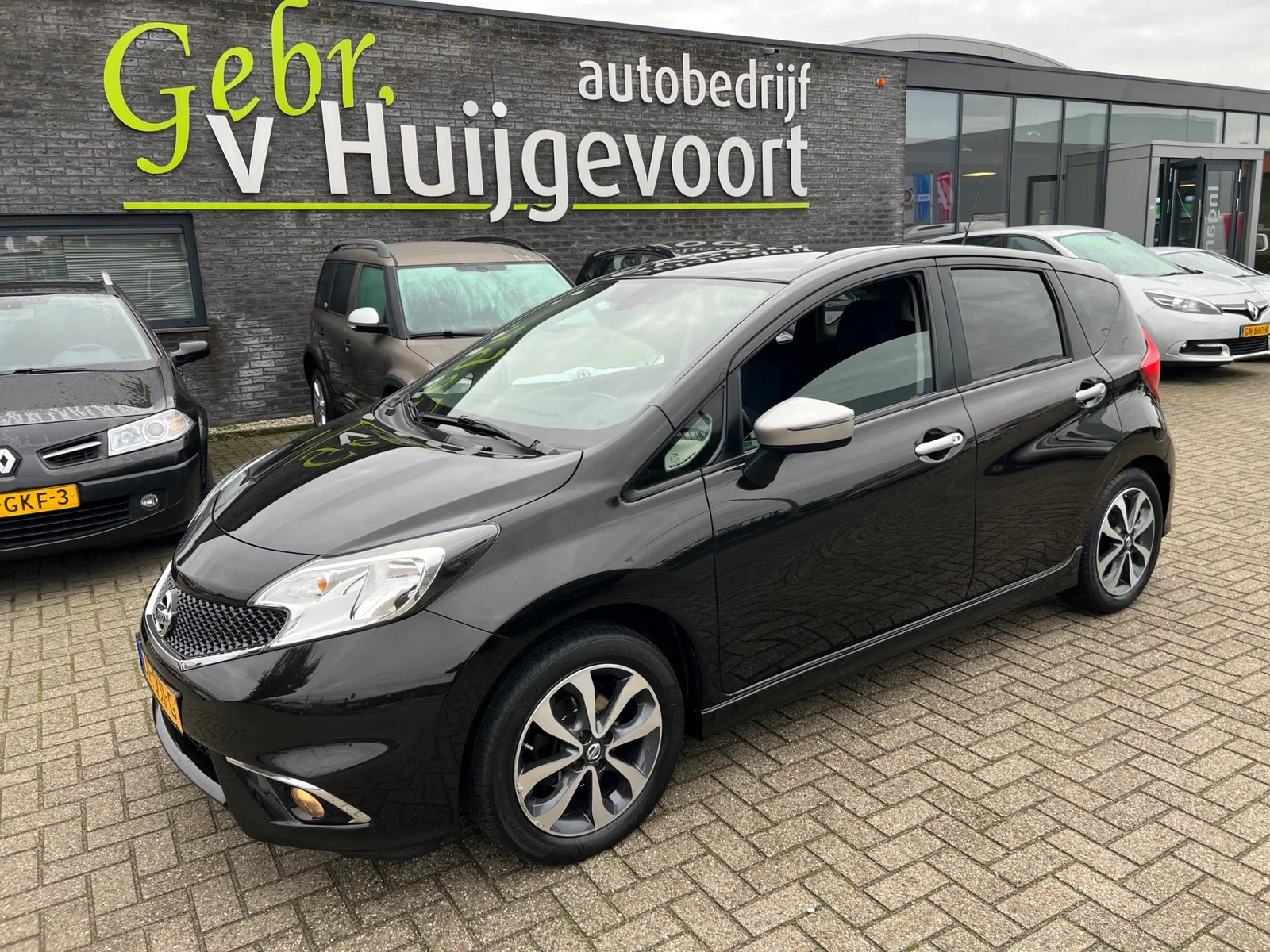 Nissan Note (2016) — foto 1