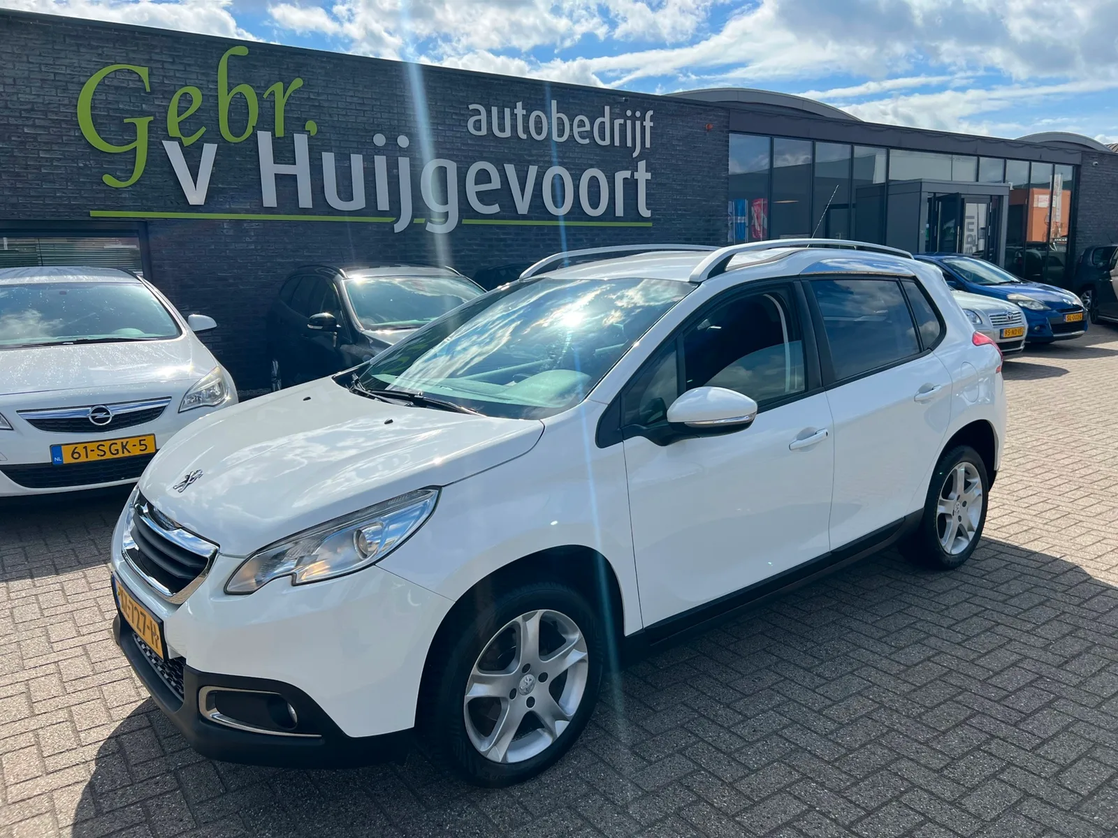 Peugeot 2008 (2013) — foto 1