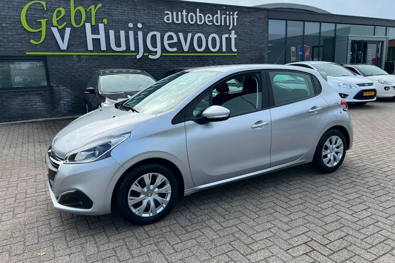 Peugeot 208 (2018)