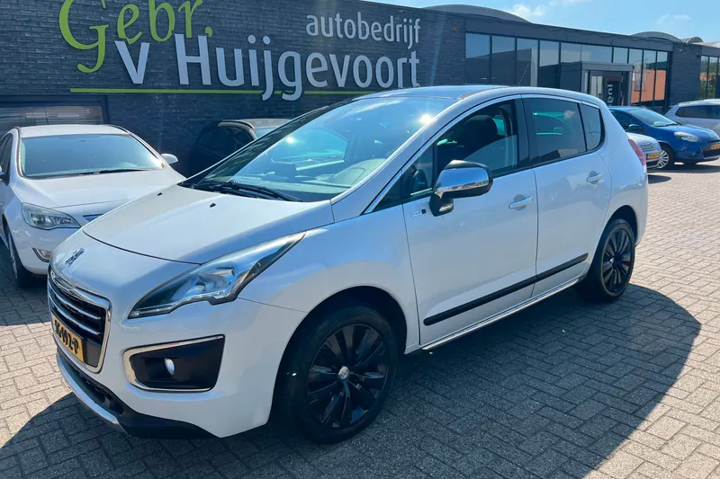 Peugeot 3008 (2015)