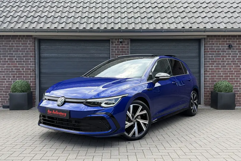 Volkswagen Golf (2024)