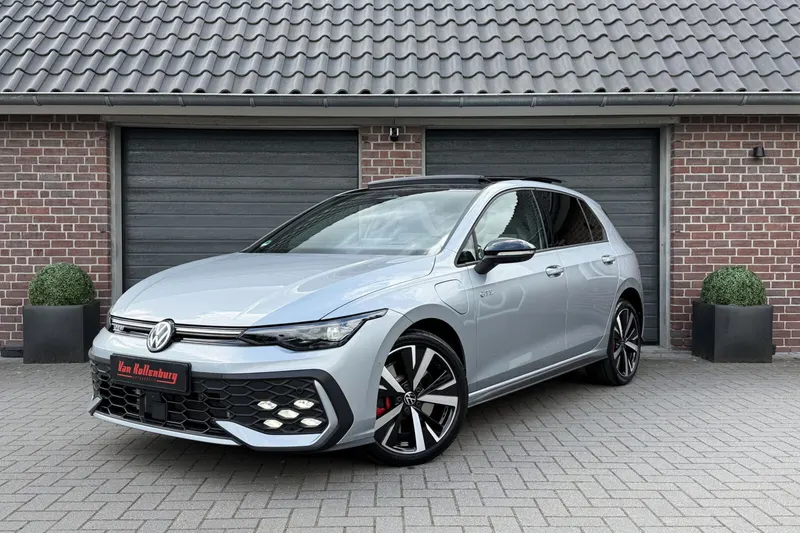 Volkswagen Golf (2025)