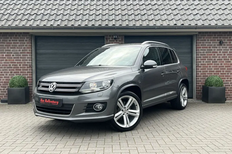 Volkswagen Tiguan (2015)