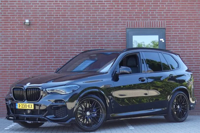 BMW X5 (2022)