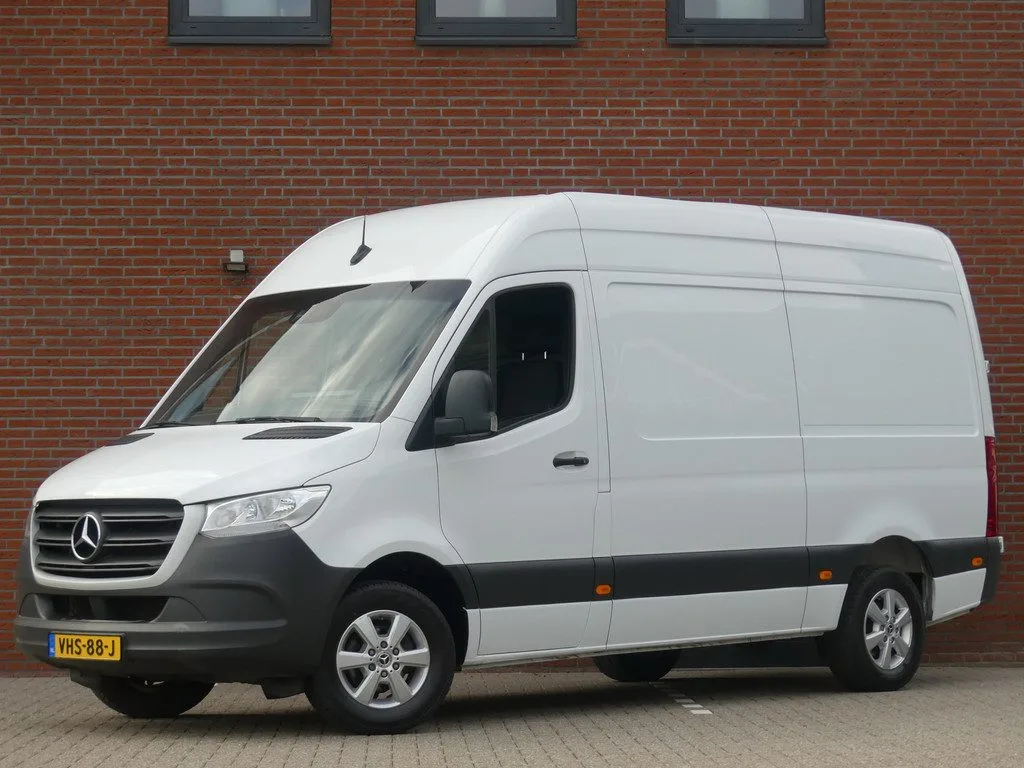 Mercedes-Benz Sprinter (2021) — foto 1