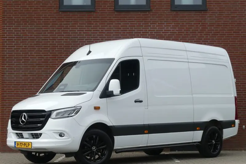 Mercedes-Benz Sprinter (2024)