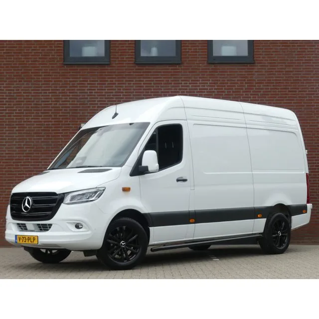 Mercedes-Benz Sprinter (2024) — foto 1