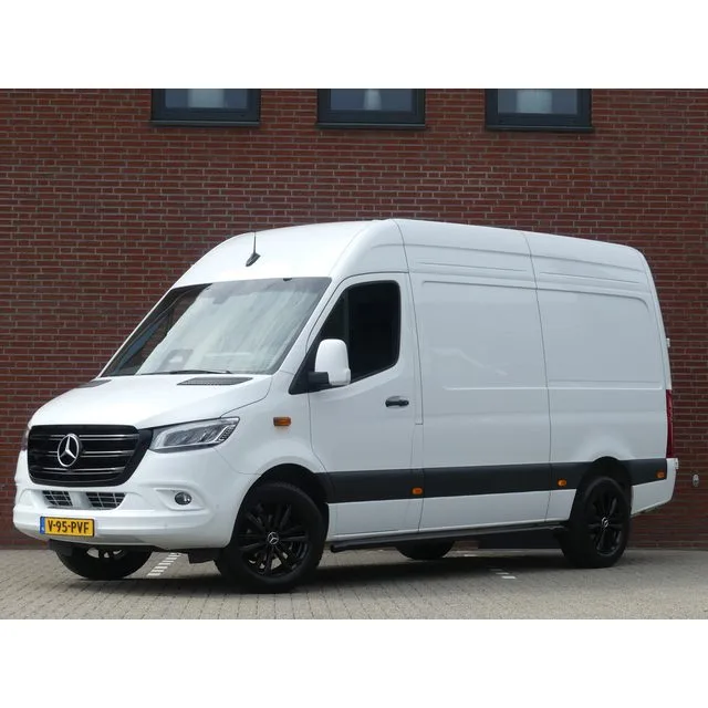 Mercedes-Benz Sprinter (2024) — foto 1