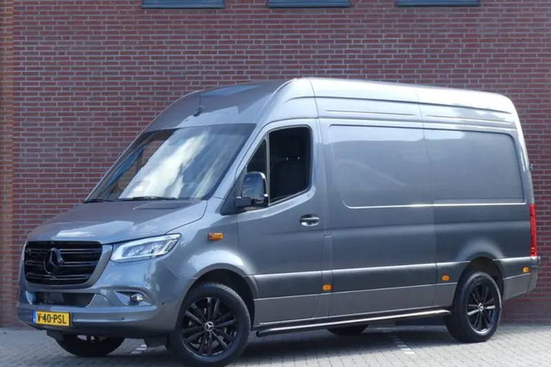 Mercedes-Benz Sprinter (2024)
