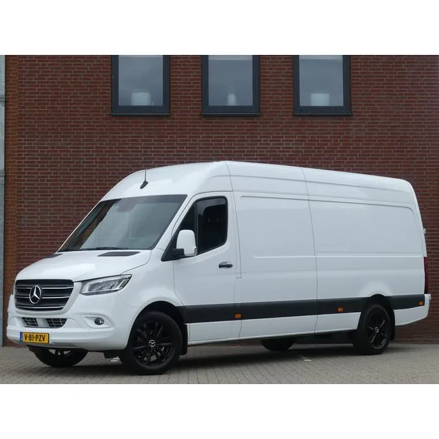 Mercedes-Benz Sprinter (2024) — foto 1