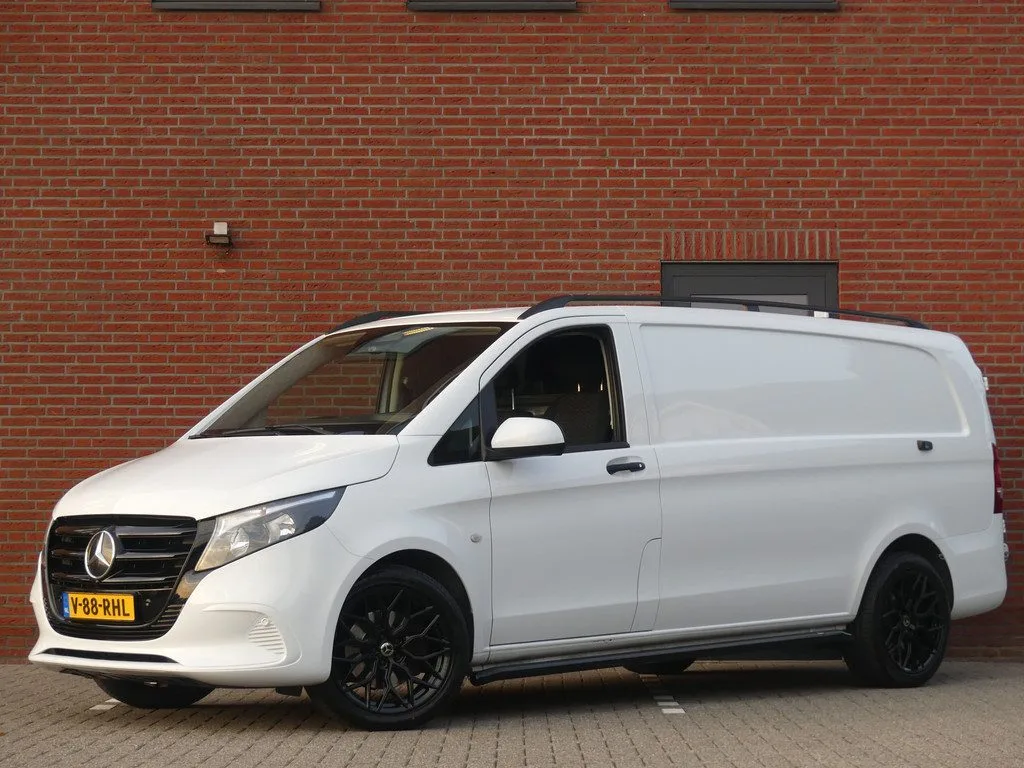 Mercedes-Benz Vito (2024) — foto 1