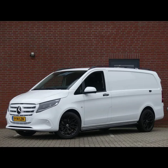 Mercedes-Benz Vito (2024) — foto 1