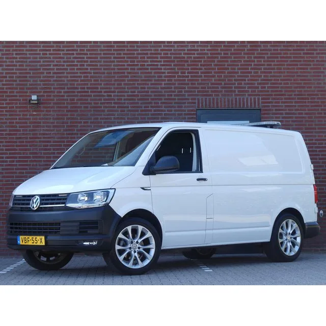 Volkswagen Transporter (2019) — foto 1