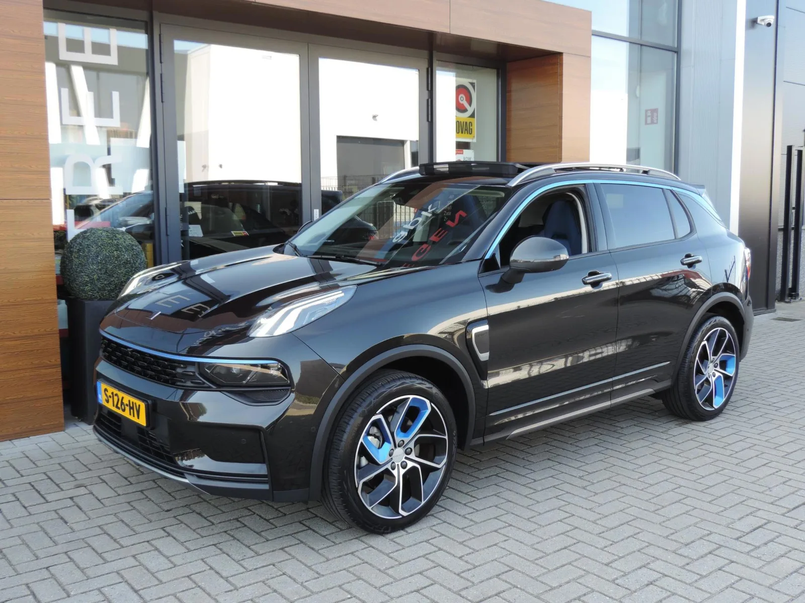 Lynk & Co 01 (2023) — foto 1