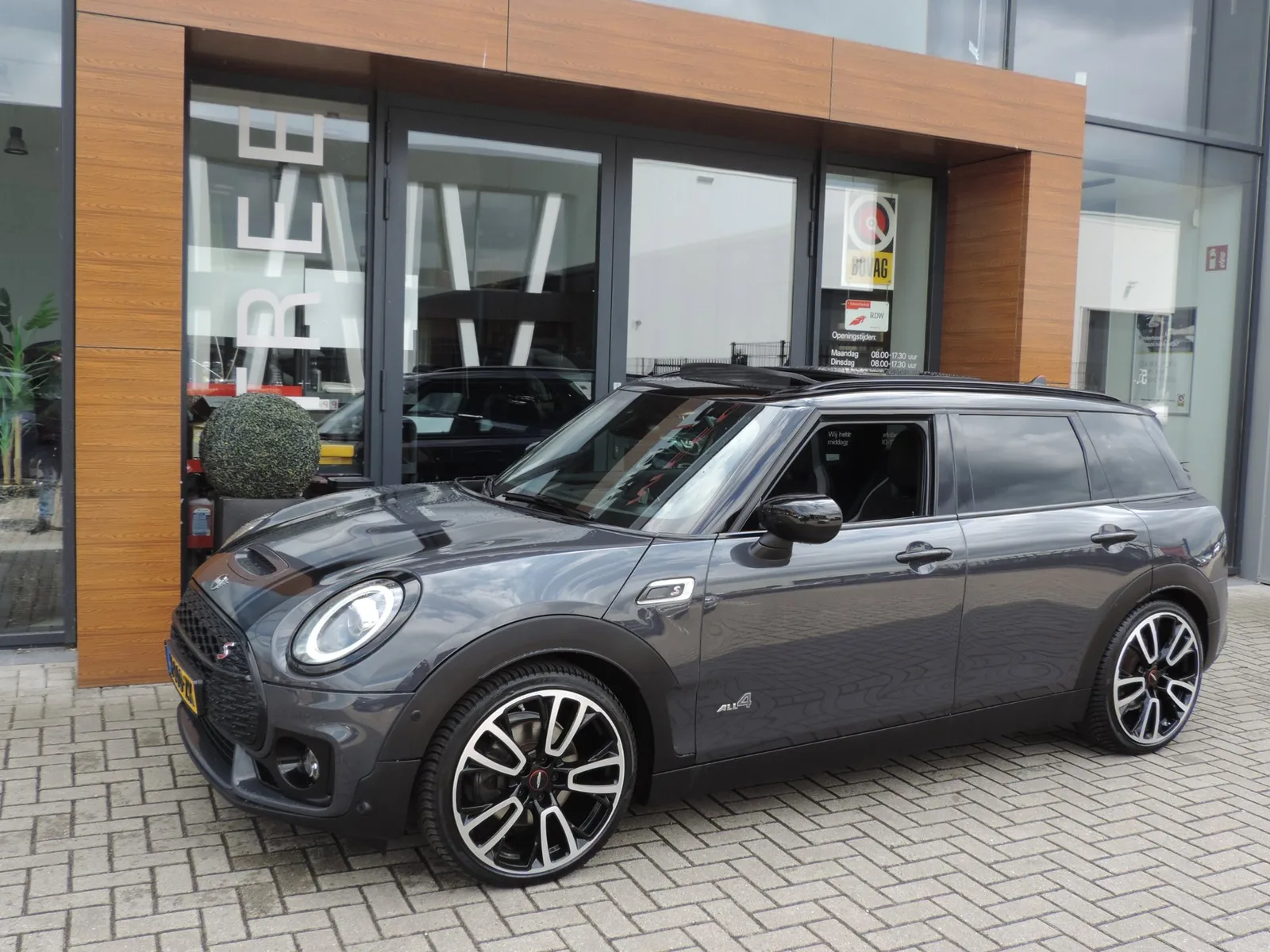 MINI Clubman (2019) — foto 1