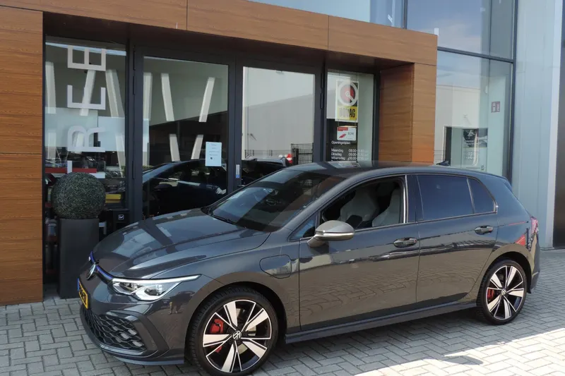 Volkswagen Golf (2020)