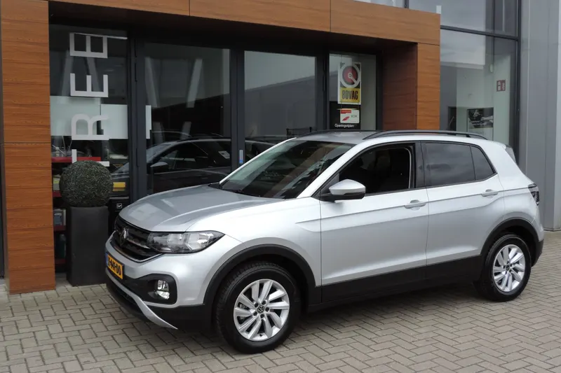 Volkswagen T-Cross (2023)