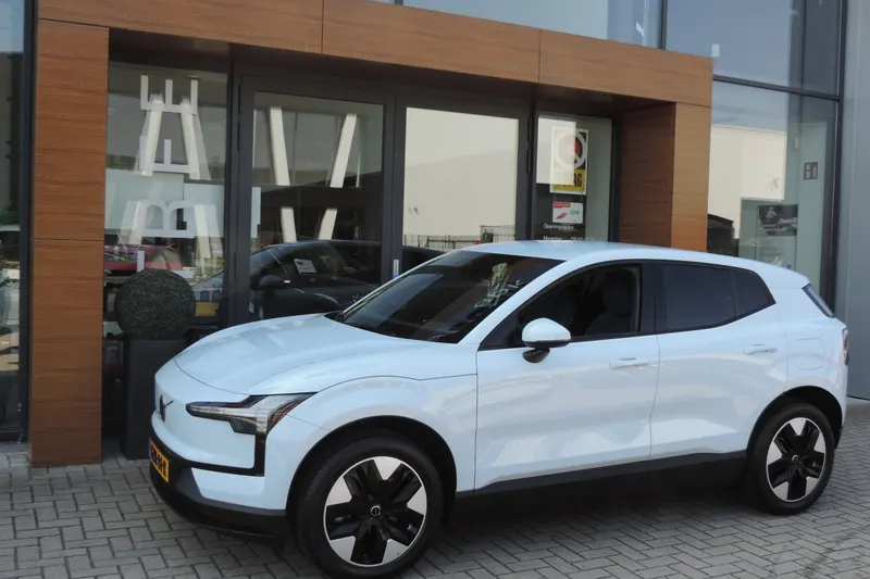 Volvo EX30 (2025)