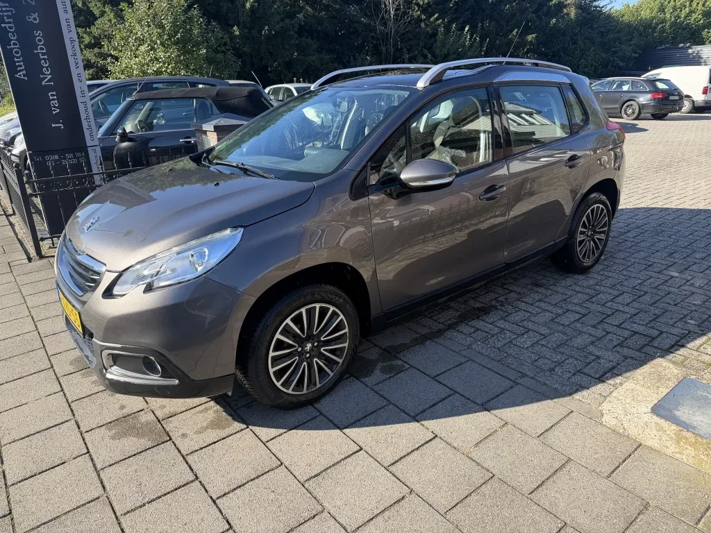 Peugeot 2008 (2014) — foto 1