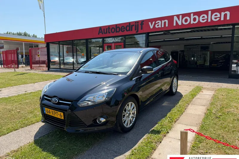 Ford Focus (2012)