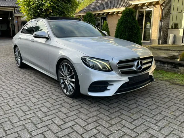 Mercedes-Benz E-Klasse (2016) — foto 1