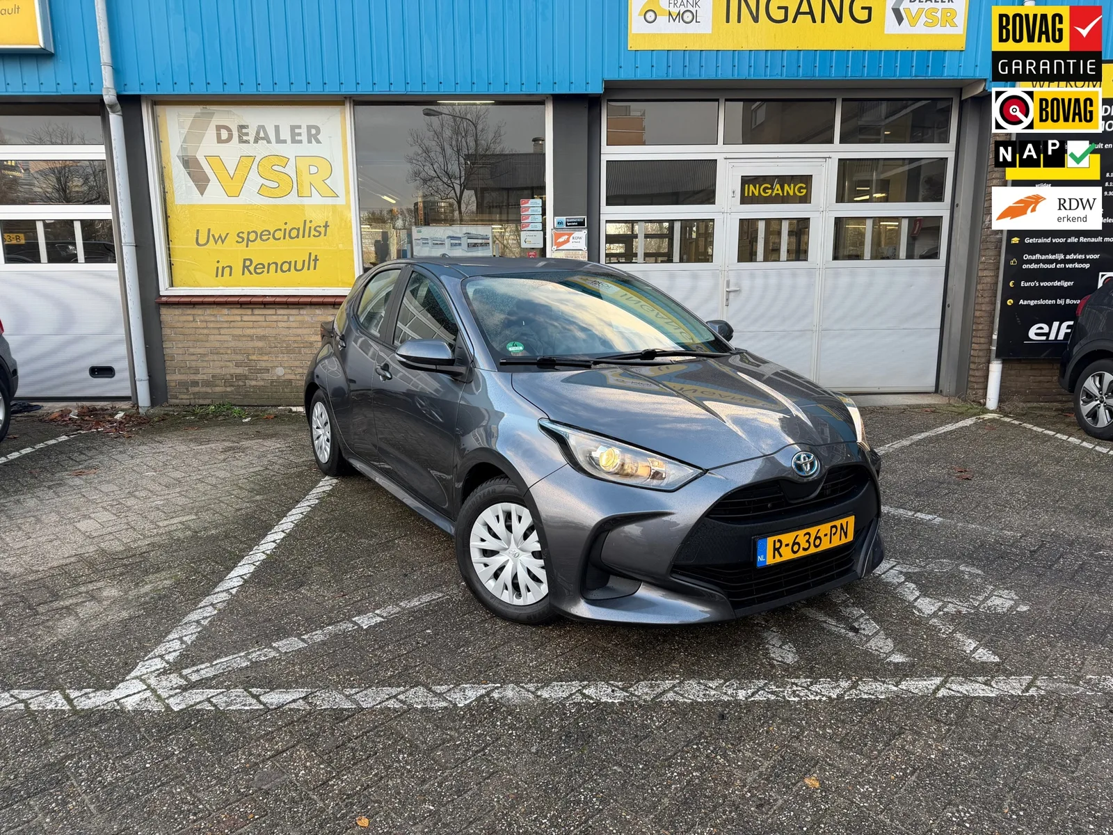 Toyota Yaris (2022) — foto 1