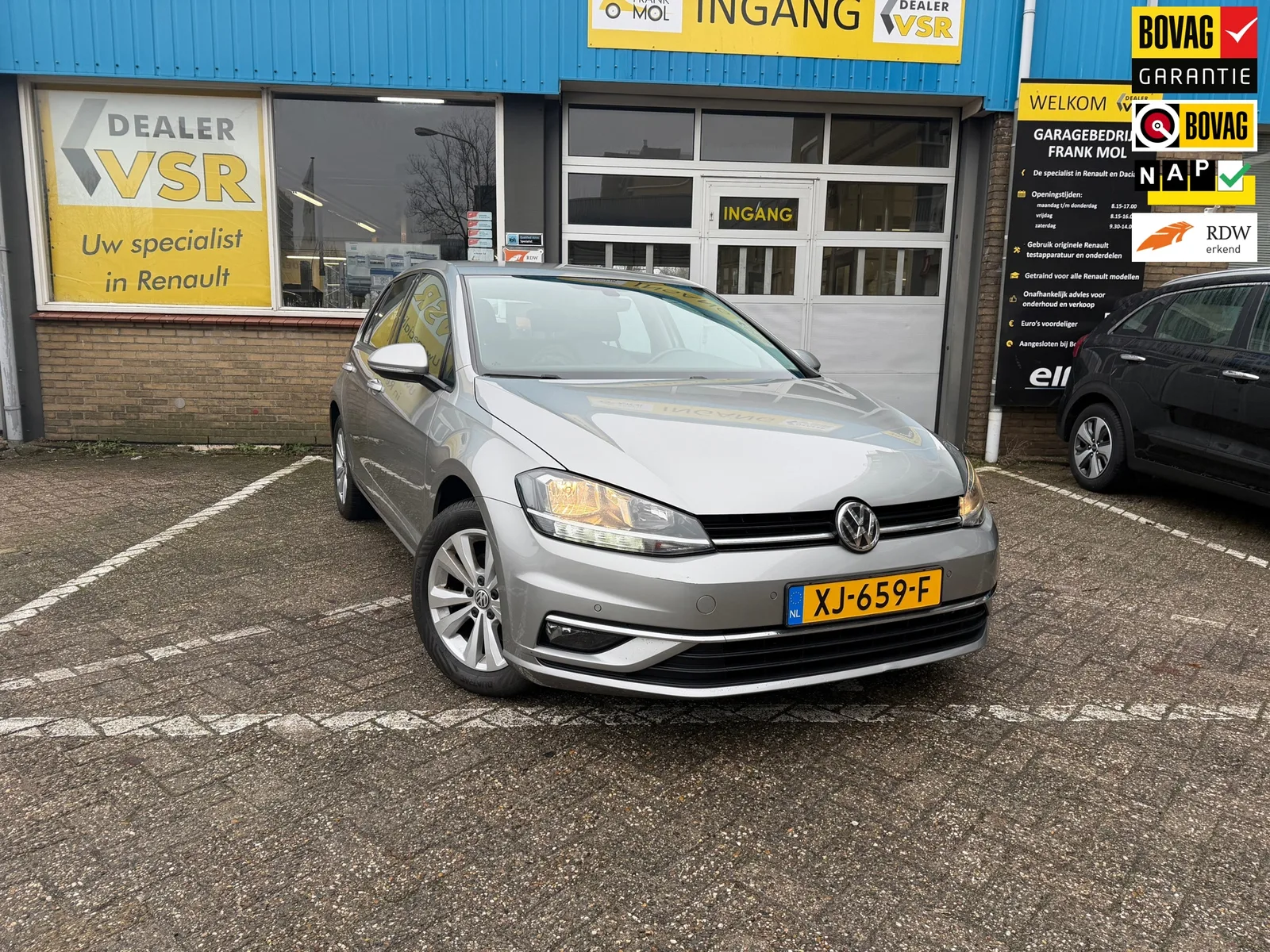Volkswagen Golf (2019) — foto 1