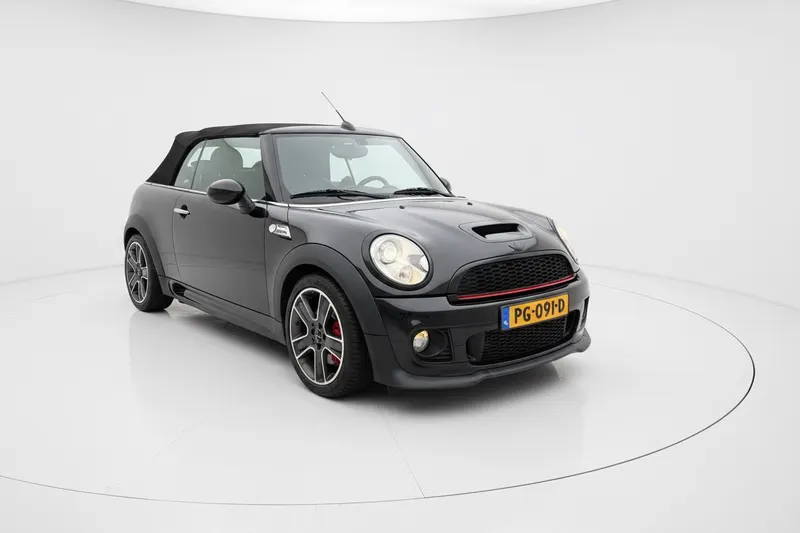 MINI Cabrio (2012)