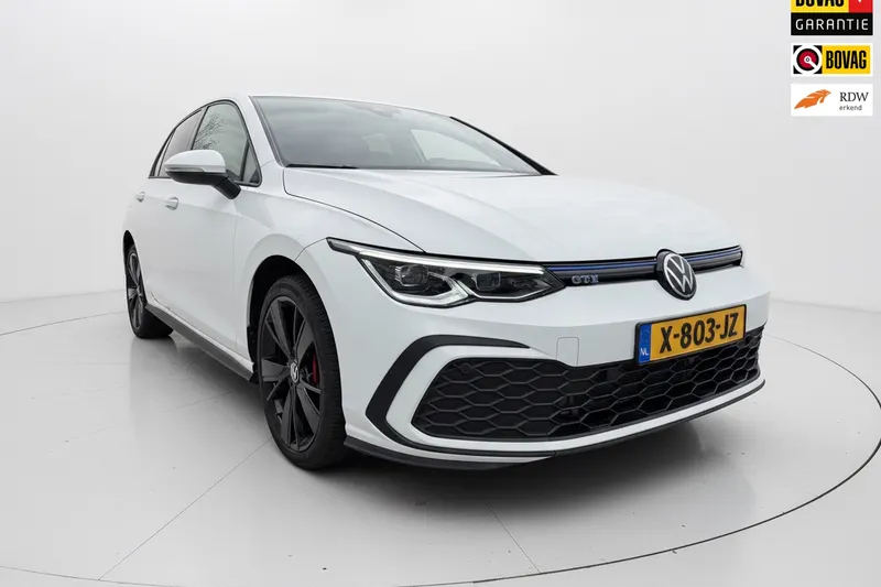 Volkswagen Golf (2021)
